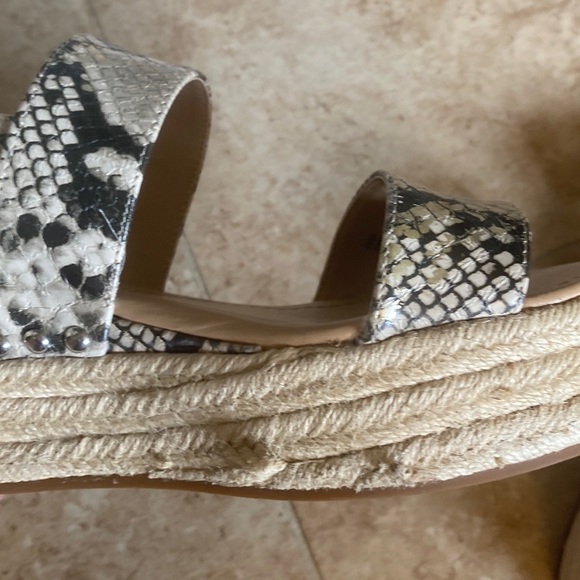 Steve Madden Snakeskin platform sandals - Picture 2 of 8